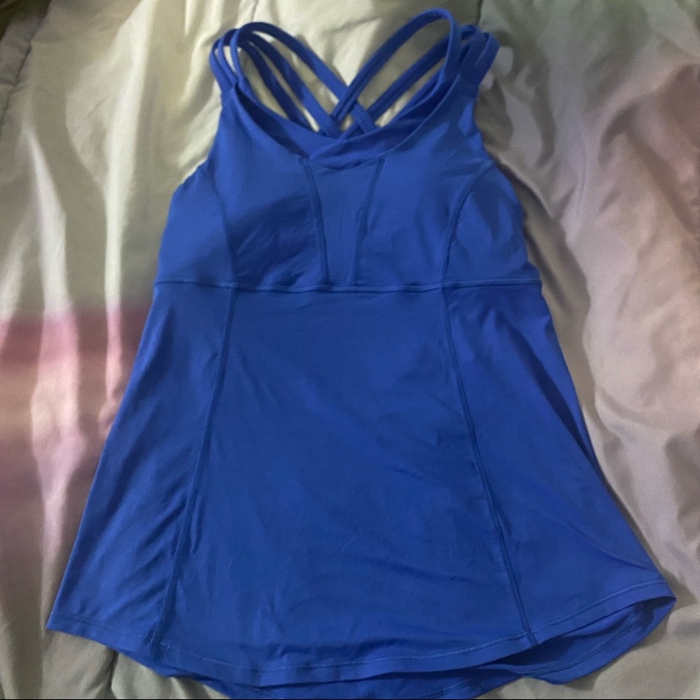 Lululemon shelf bra top